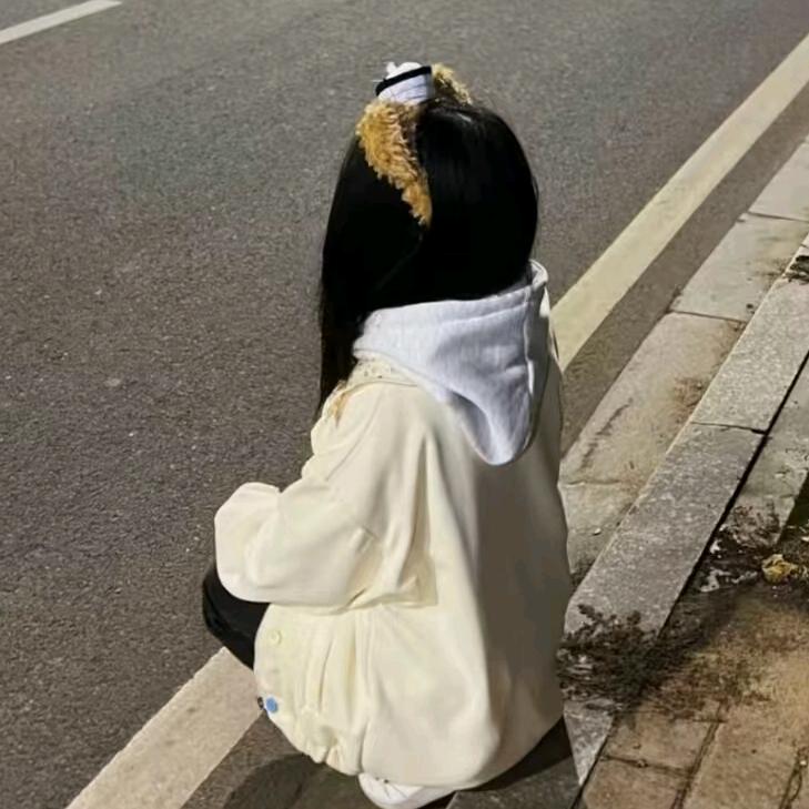 小忧郁˙Ⱉ˙