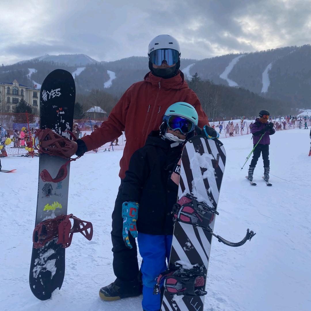 尼安教滑雪⛷️🏂🏻