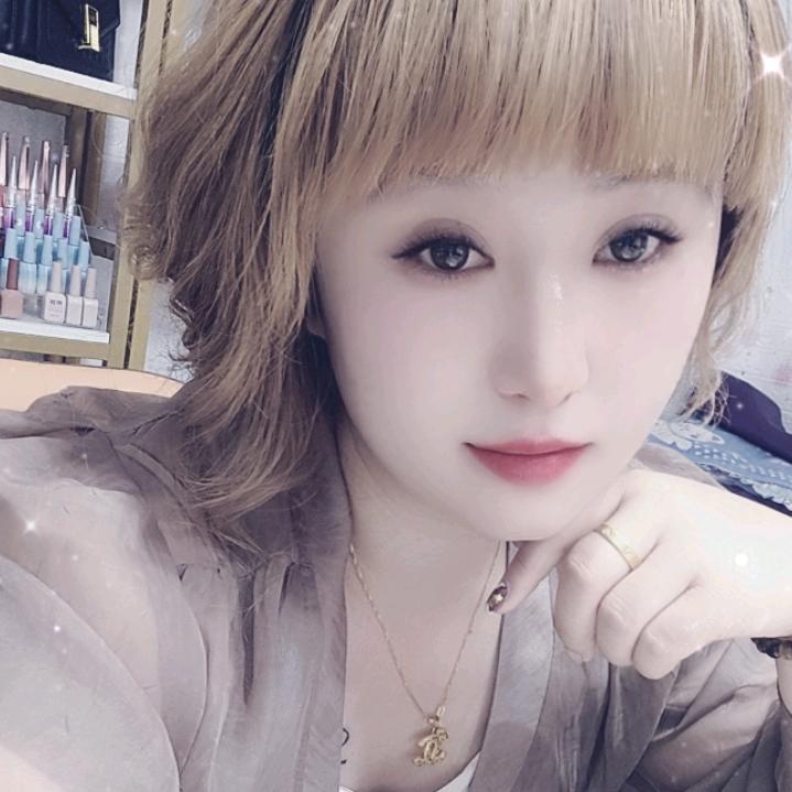 🍁有点小任性🍂🥂
