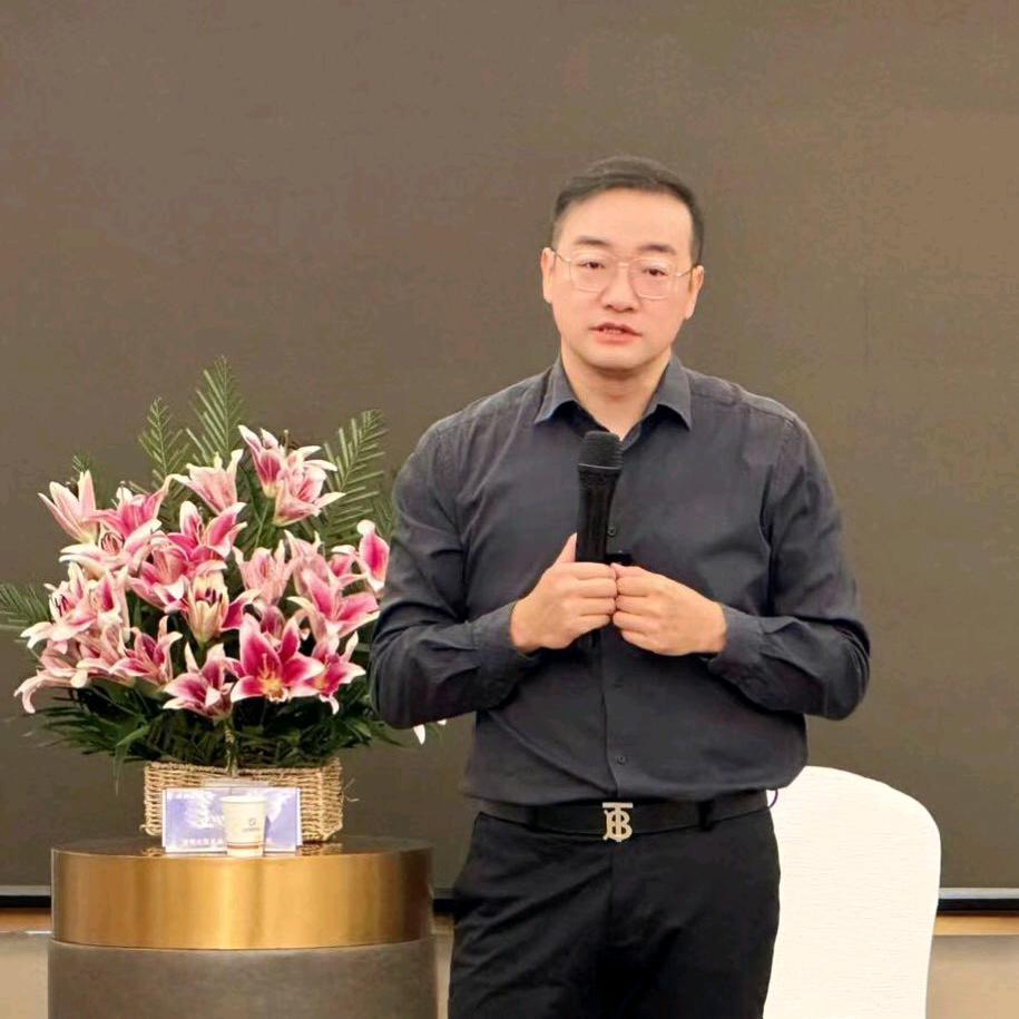 王铮博士讲教育