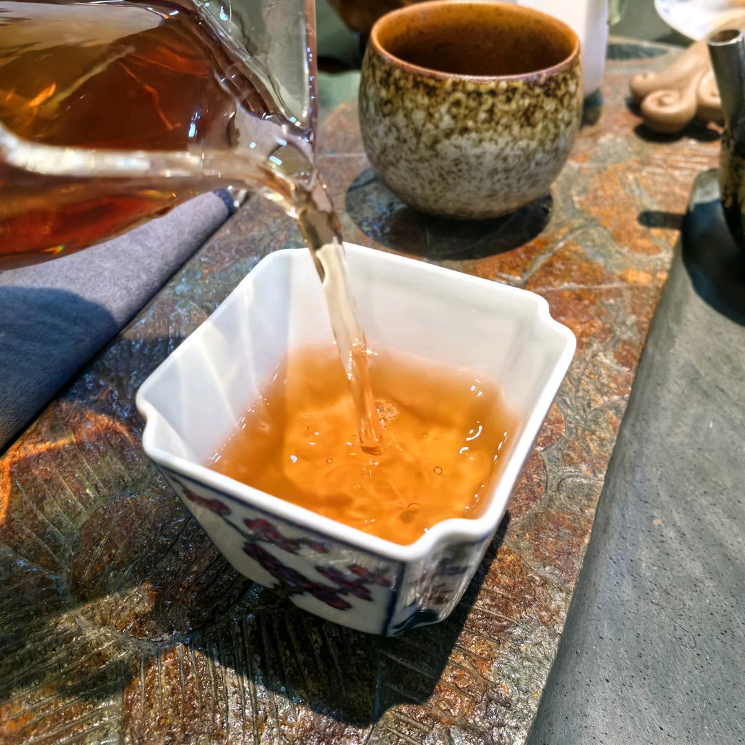 去喝茶