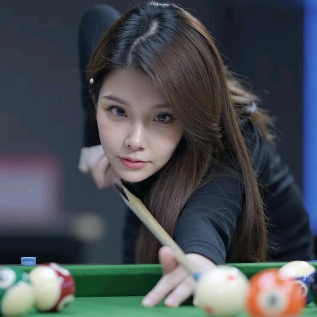 糊涂美少女✌