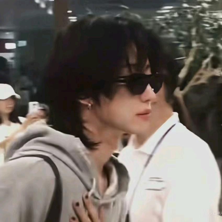 徐小八扎嘿