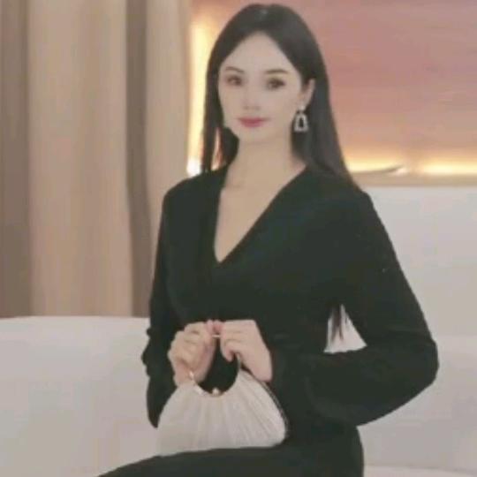 狄狄高定女装