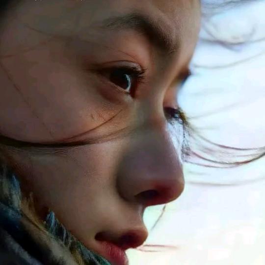 悬.念