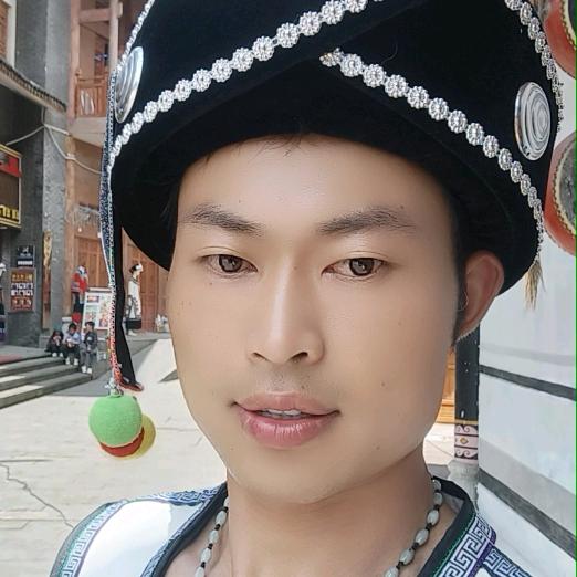 万元