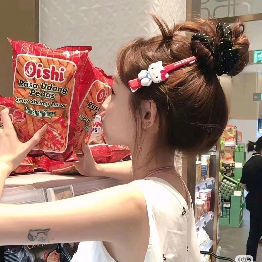 ꒰ঌ 小笨魚 ໒꒱