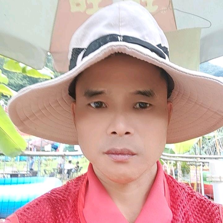 强伯