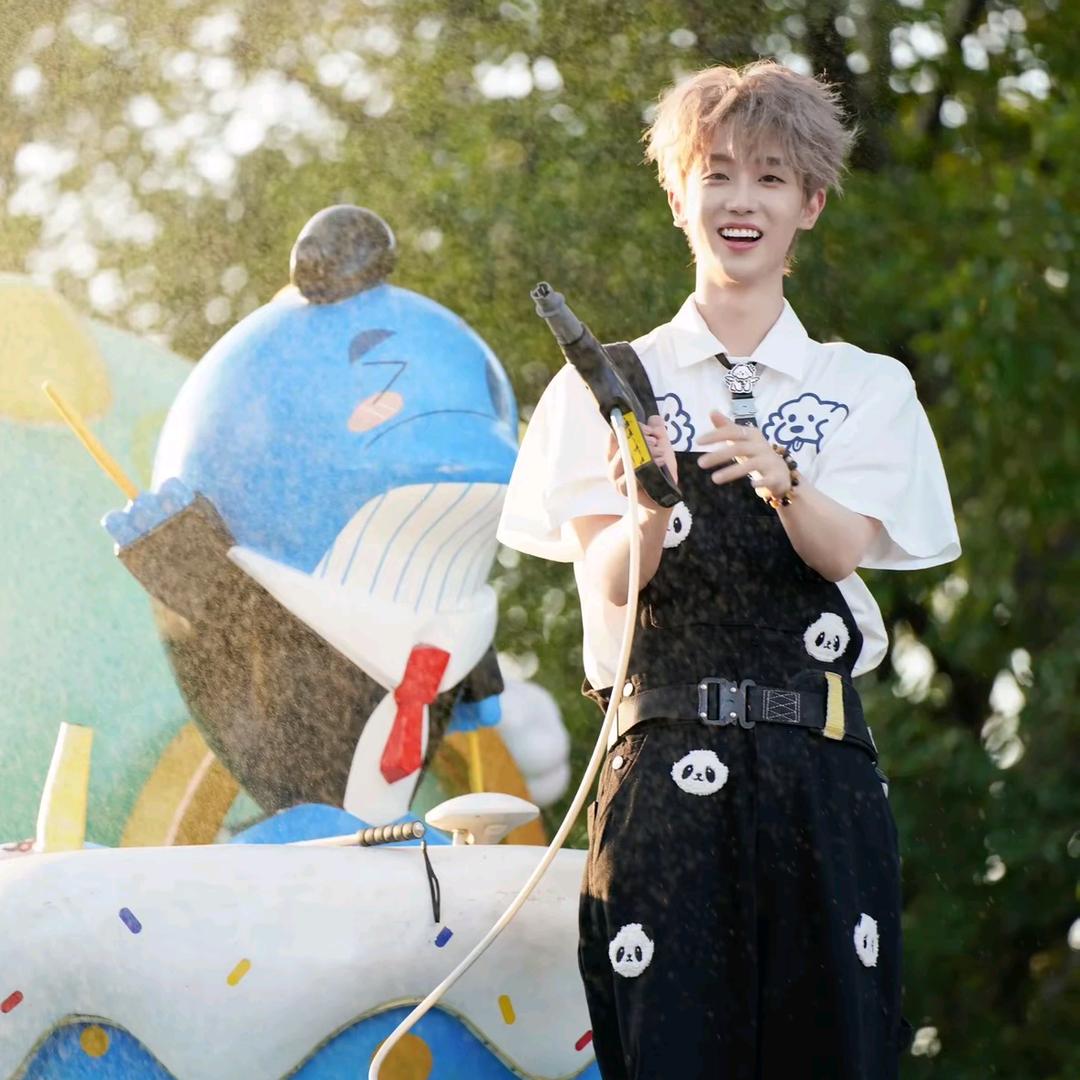 蟹味卡卡🐼ᵂᴮᴿ