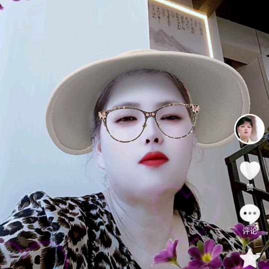 春暖花开。