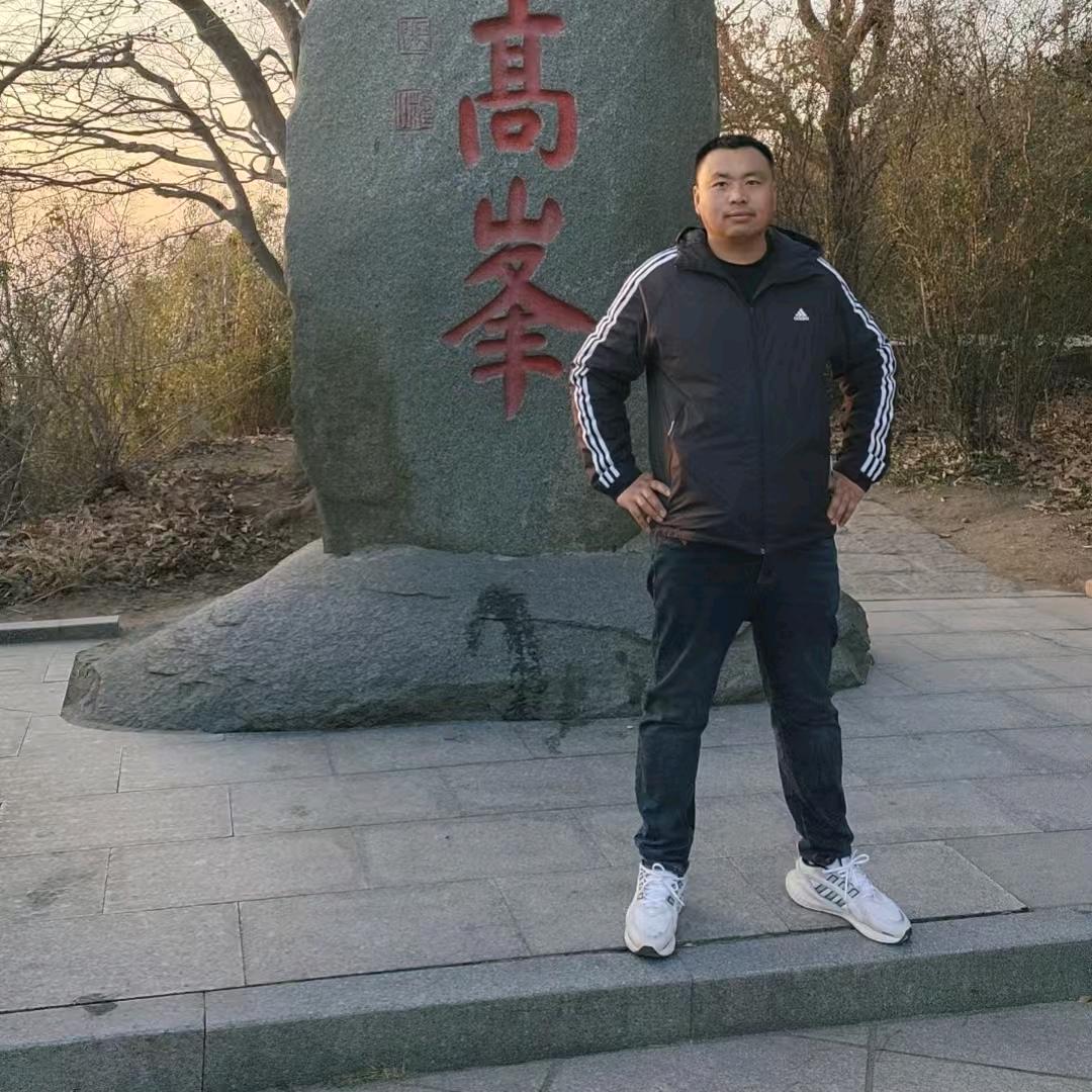刘鹏飞