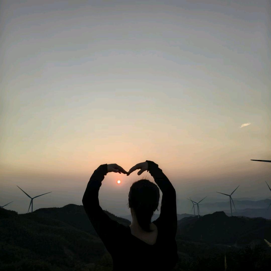 🍀爱人先爱己🍀🌈