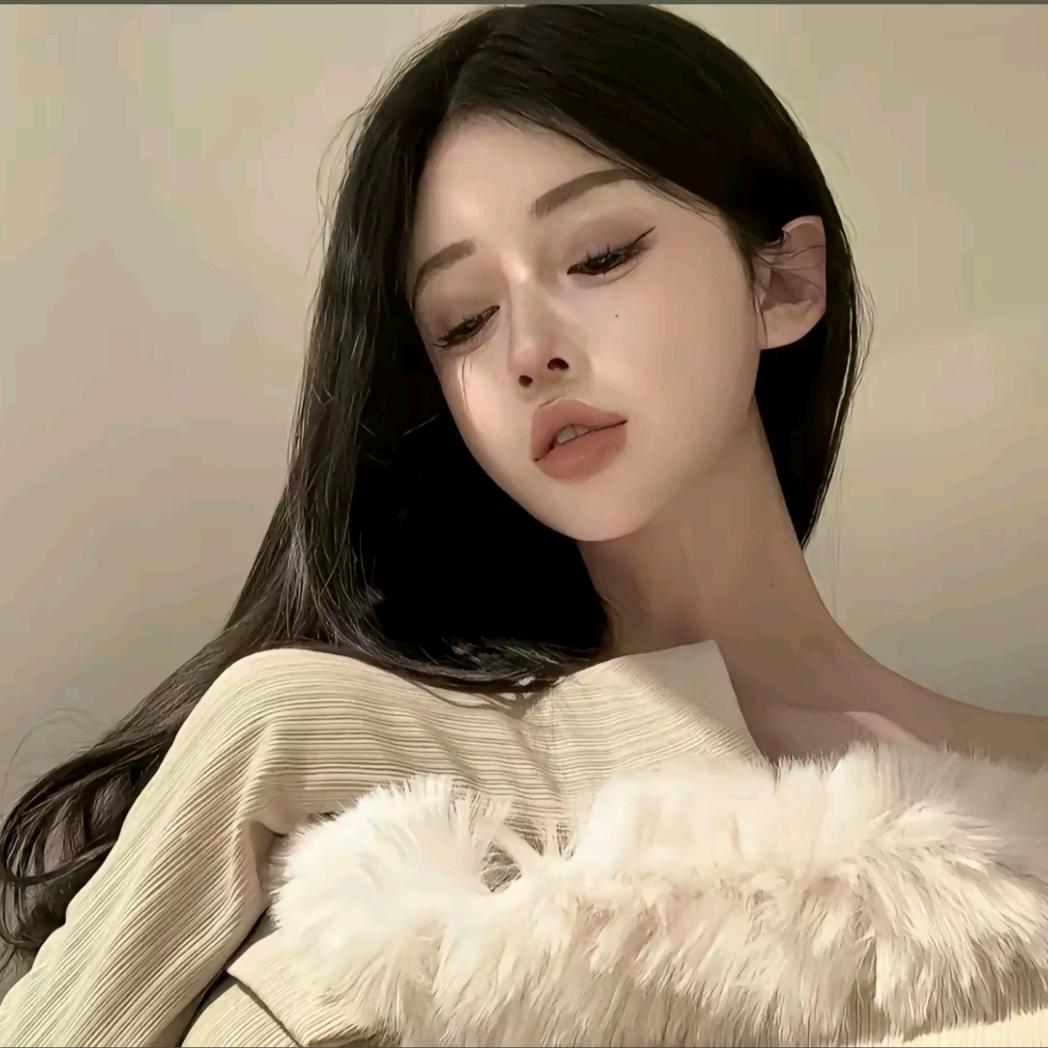 方  茴.