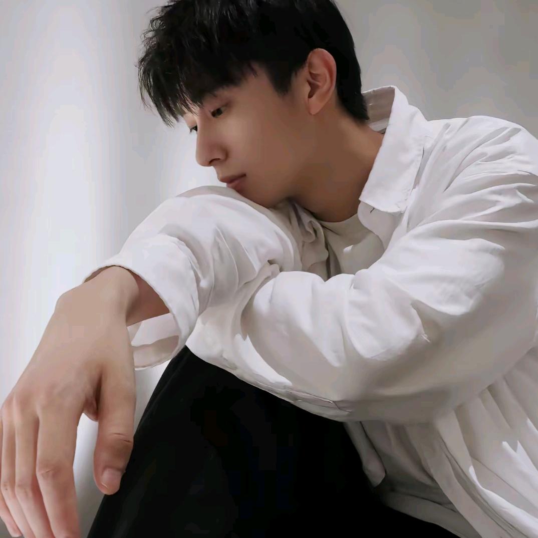 🌺☪᭄依然꧔ꦿ༊🍁