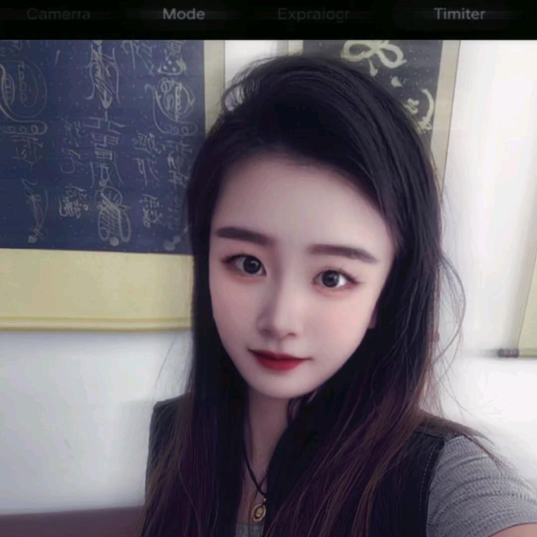 会魔法🔮的小姐姐