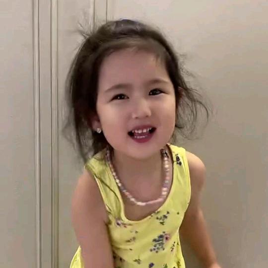 我是莉娜宝贝啦