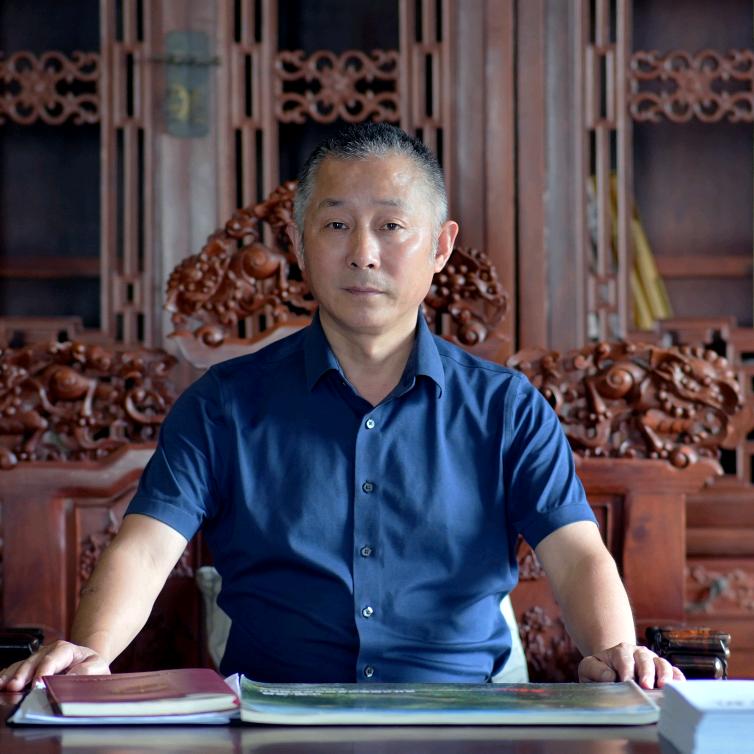 刘连华