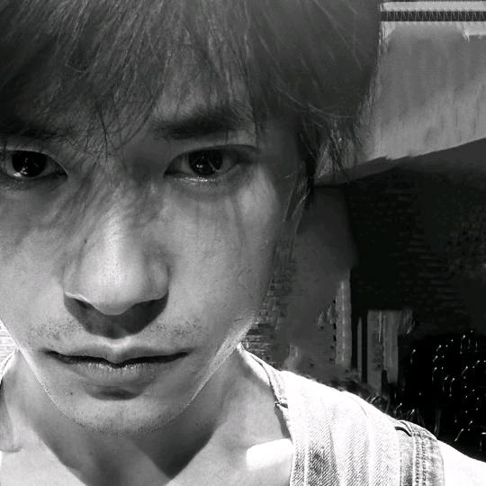 去年网恋被骗2万今年准备了4万