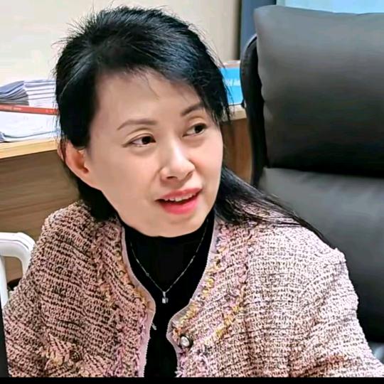 成都一姐【休  确  儿】