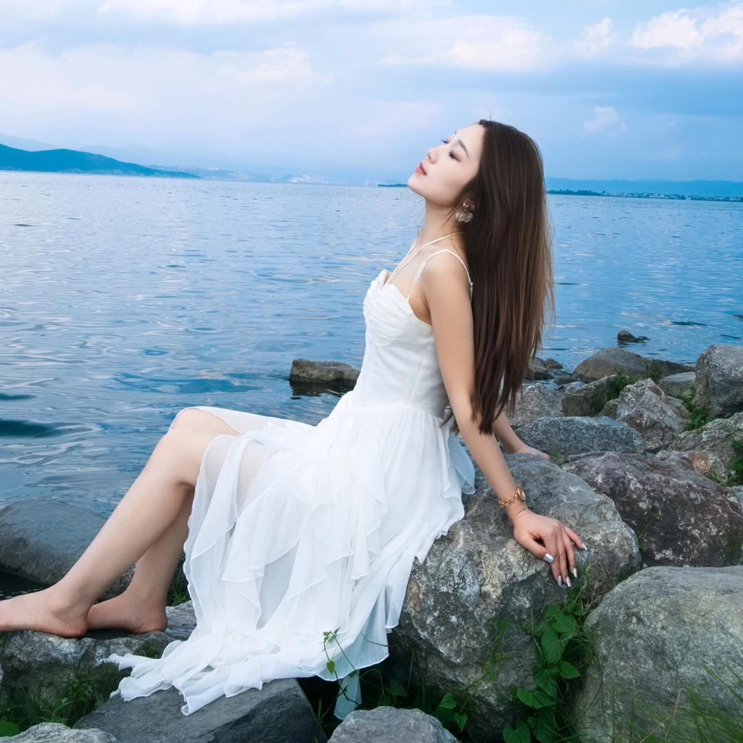 思小妞