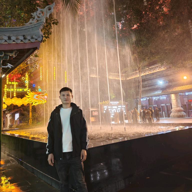 我姓周    护你周全