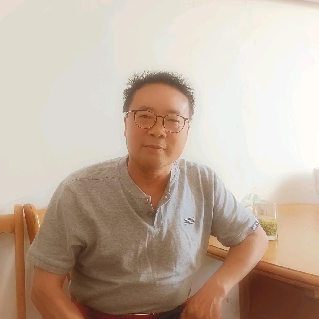 党亚坡