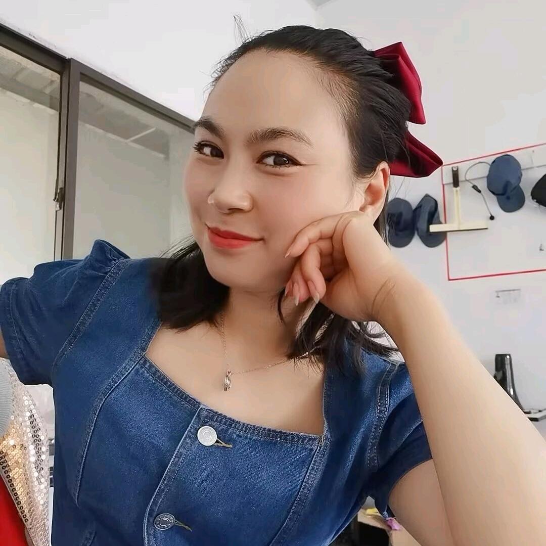 锅巴西施(我在家乡卖特产）