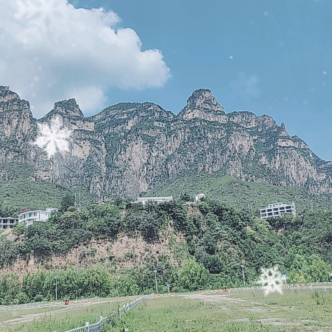 八泉峡
