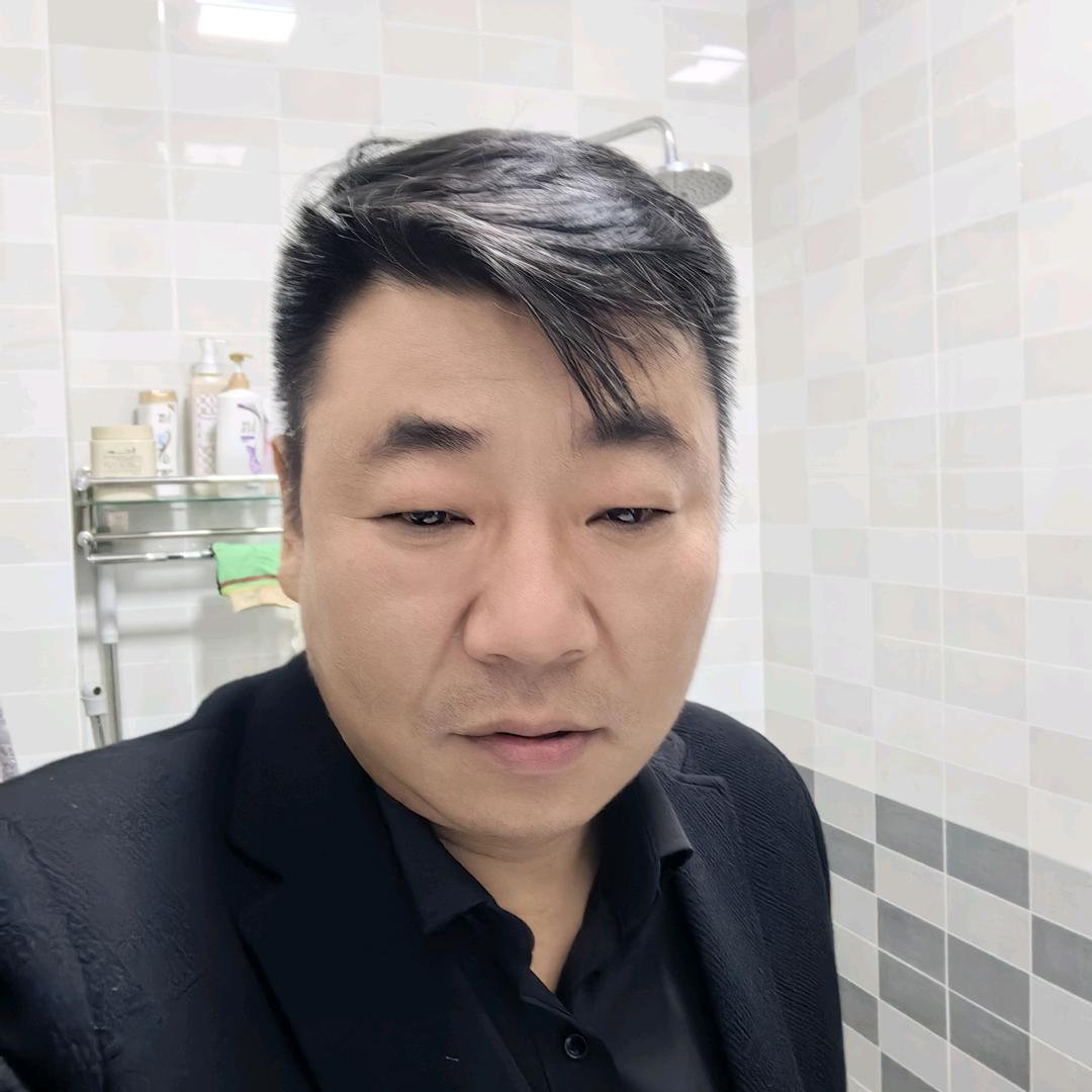 村支书张涛