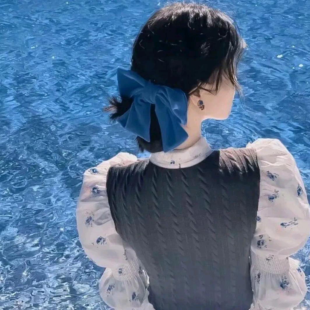 一抹阳光⁹²⁷¹