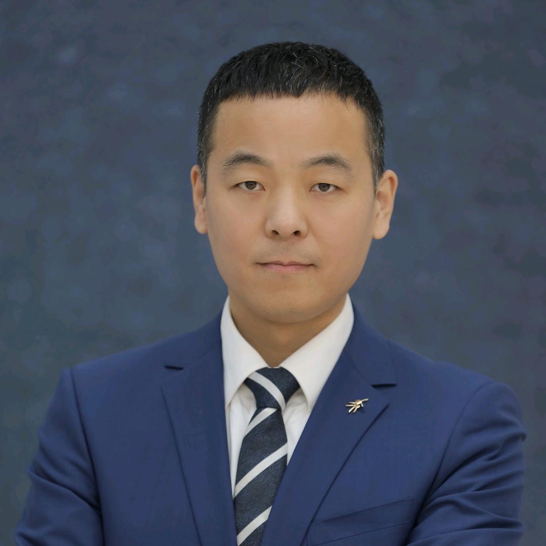 小鹏汽车店长陈经理