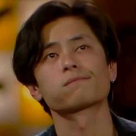 咔颯