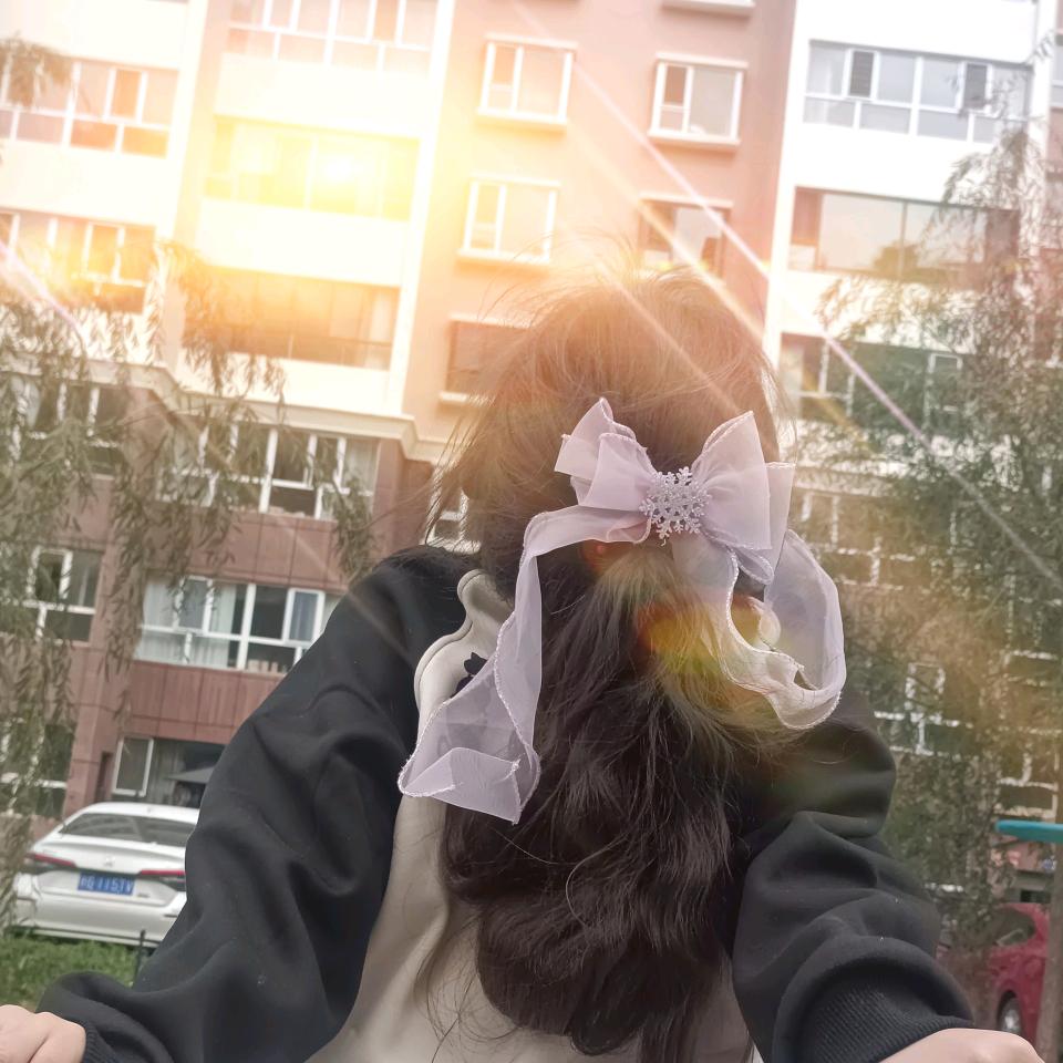 月亮不睡，我不睡