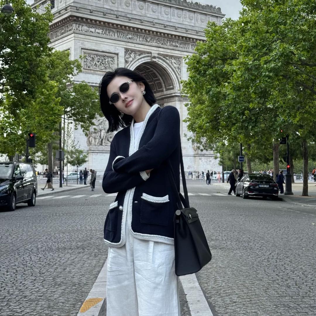 袁艺灵直播返场