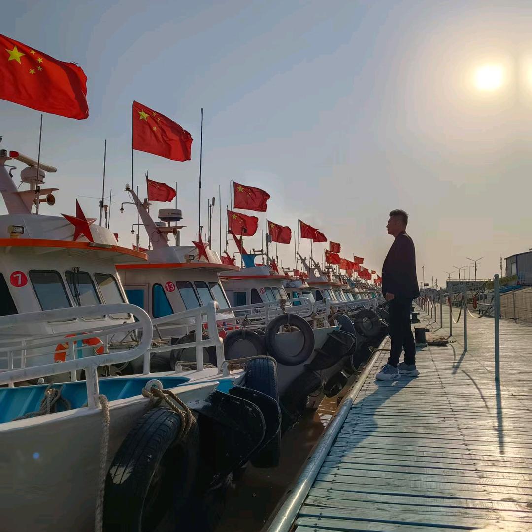 宝哥船长，豪华大型旅游船