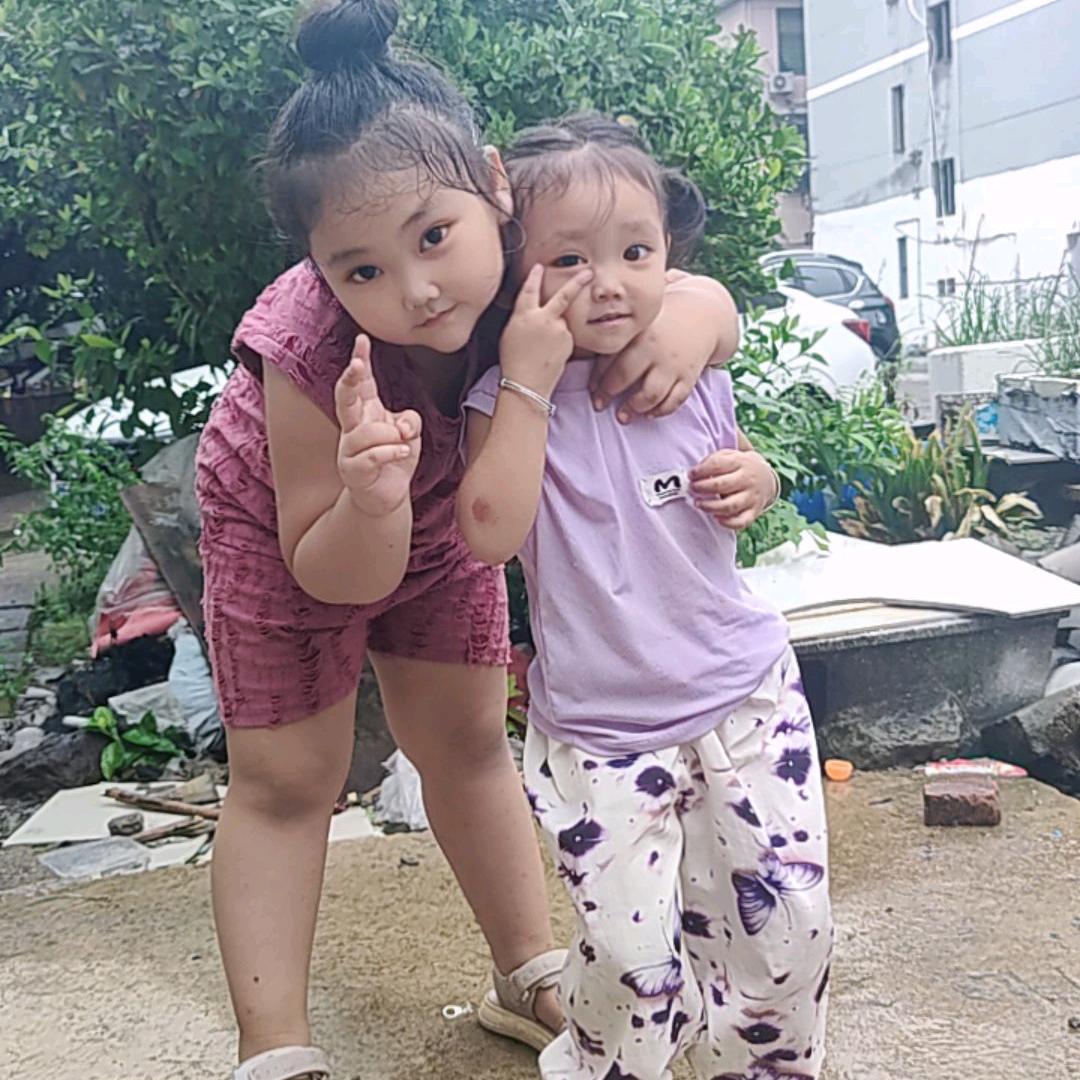 🌷🌷玲玲💅💅