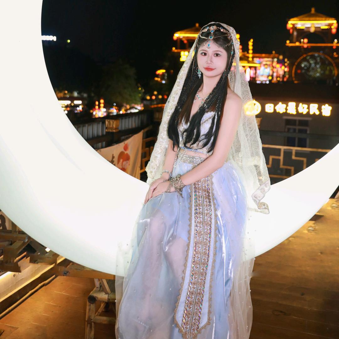 月月童颜无季零售小铺