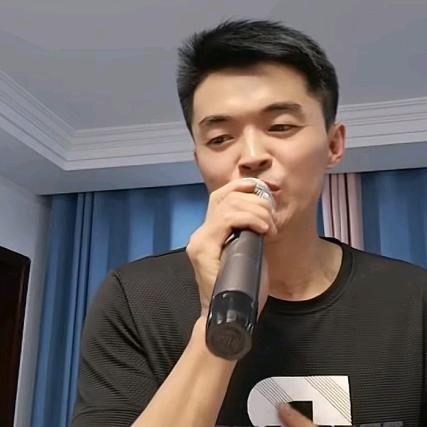 哪位英雄好汉，宁愿孤单
