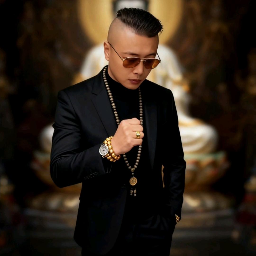 瞎胡抖