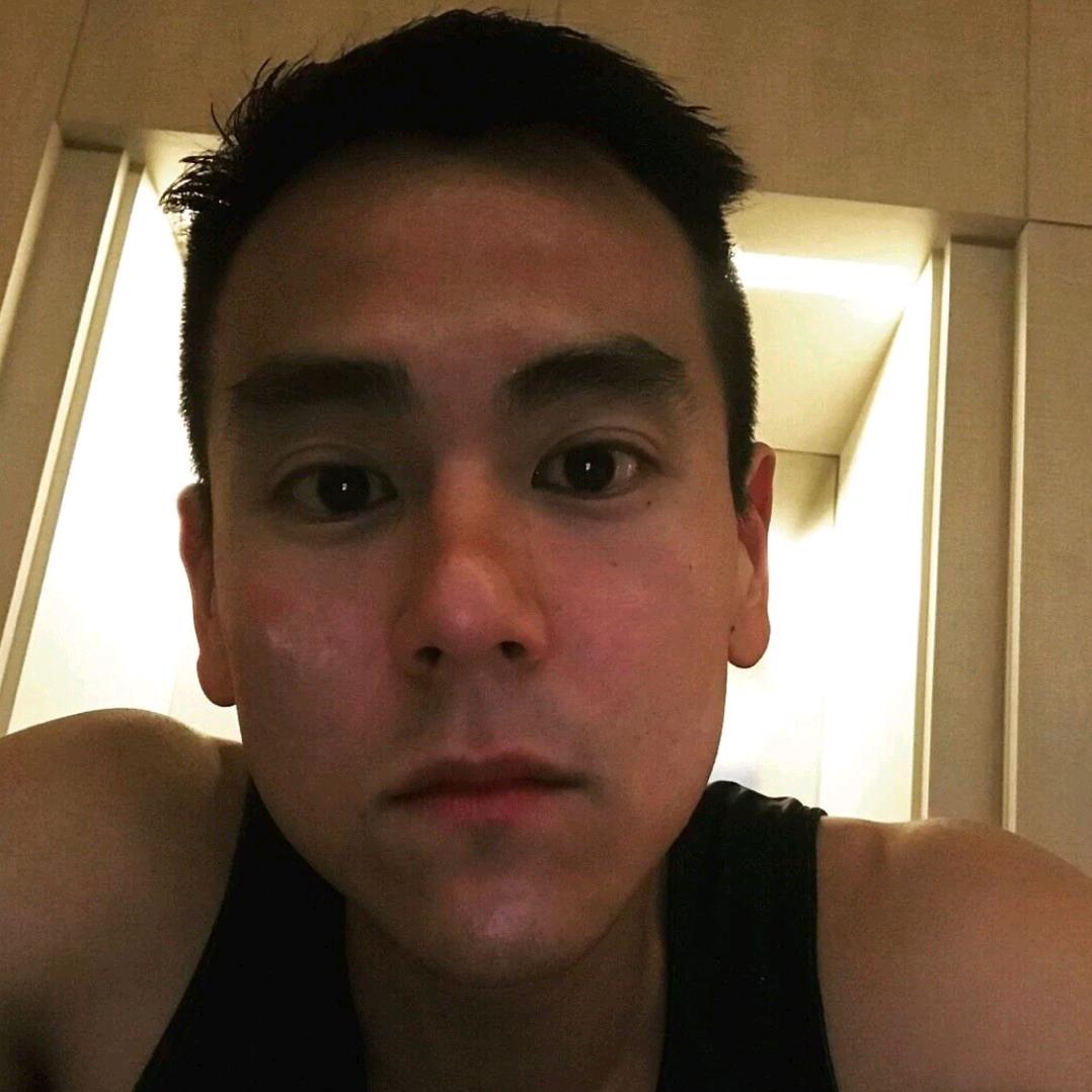 ￴￴ ￴ ￴￴ ￴ ￴￴