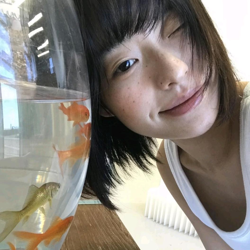 桷桷.
