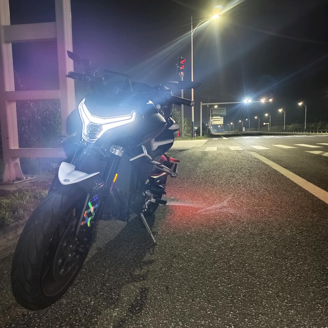努力的小徐。