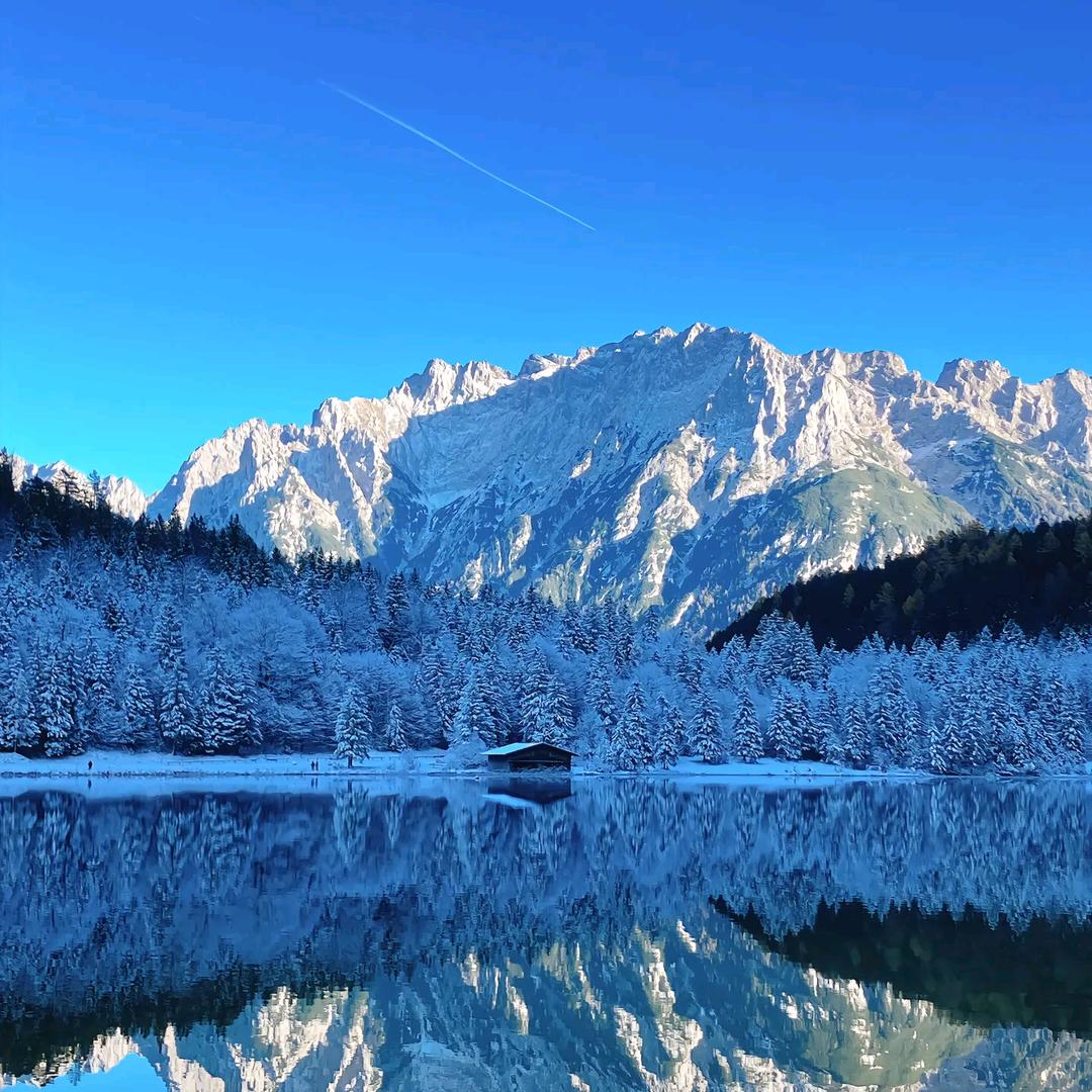 若缘服饰工厂店