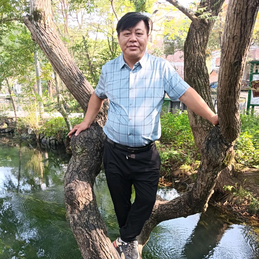 广西桂林78年正月初八的唐闷哥！