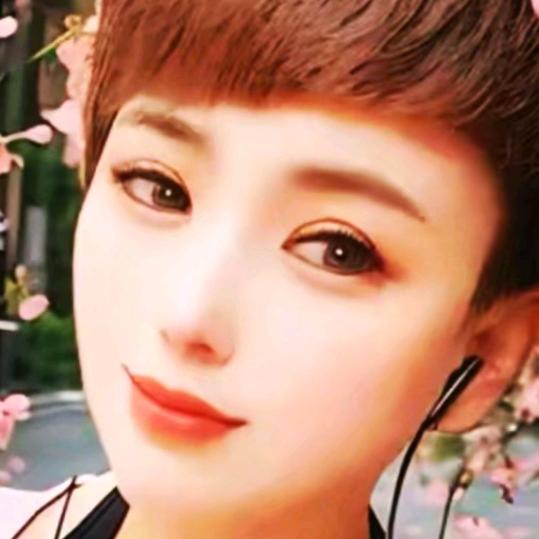 胡闹闹（心留给懂的人）❤️