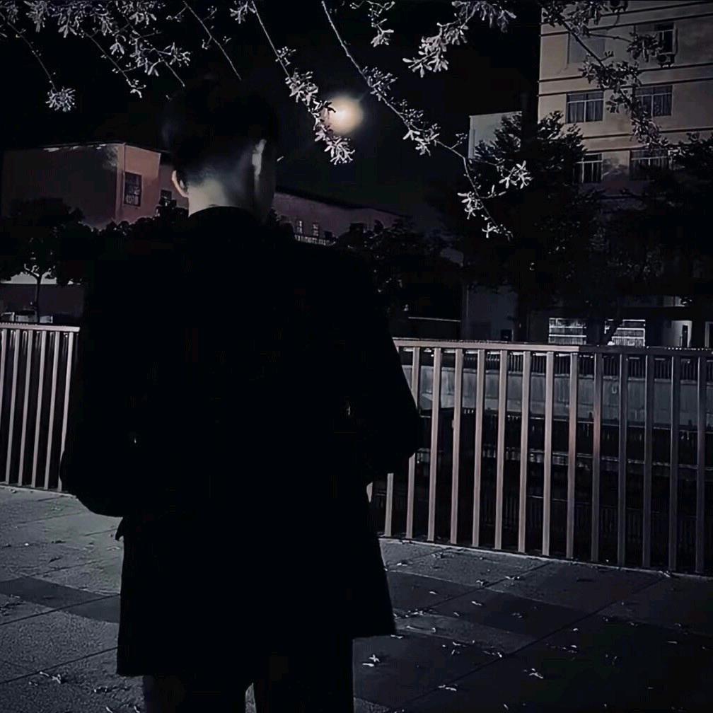 陈师傅.