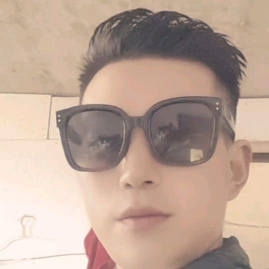 世界很大，幸运是你