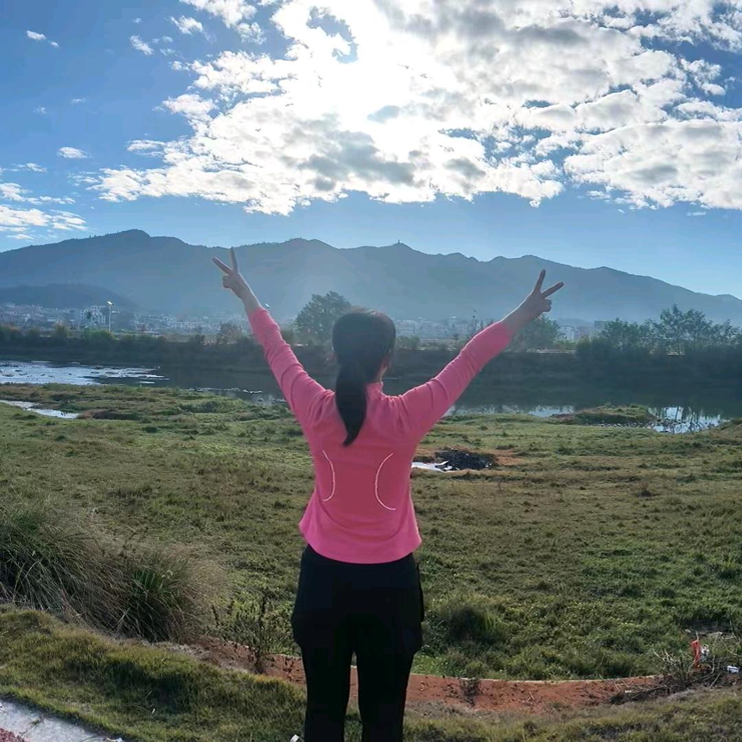 🌈🌈萱草飘湘