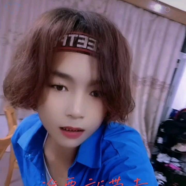 本人單身开。開着拖拉机迎着冬天的到来