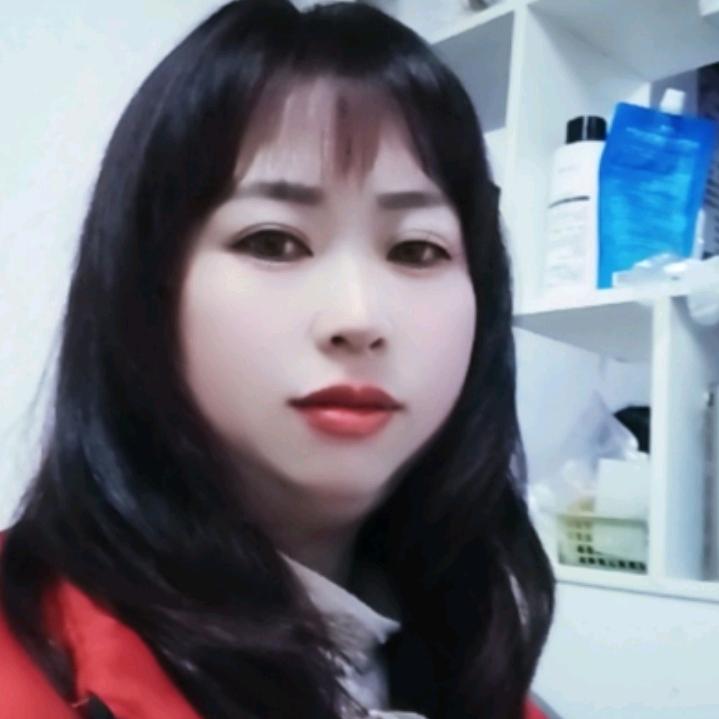 只能爱自己杨小妹